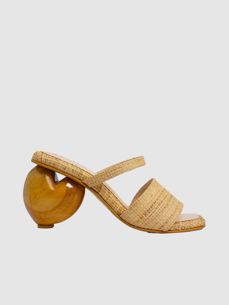 House of Prisca Pebble heel