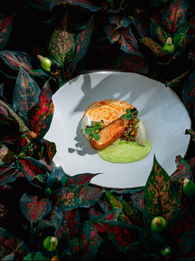 Charred Salmon With Lemongrass.