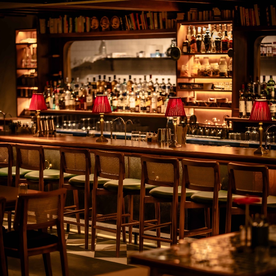 Bar Stormy