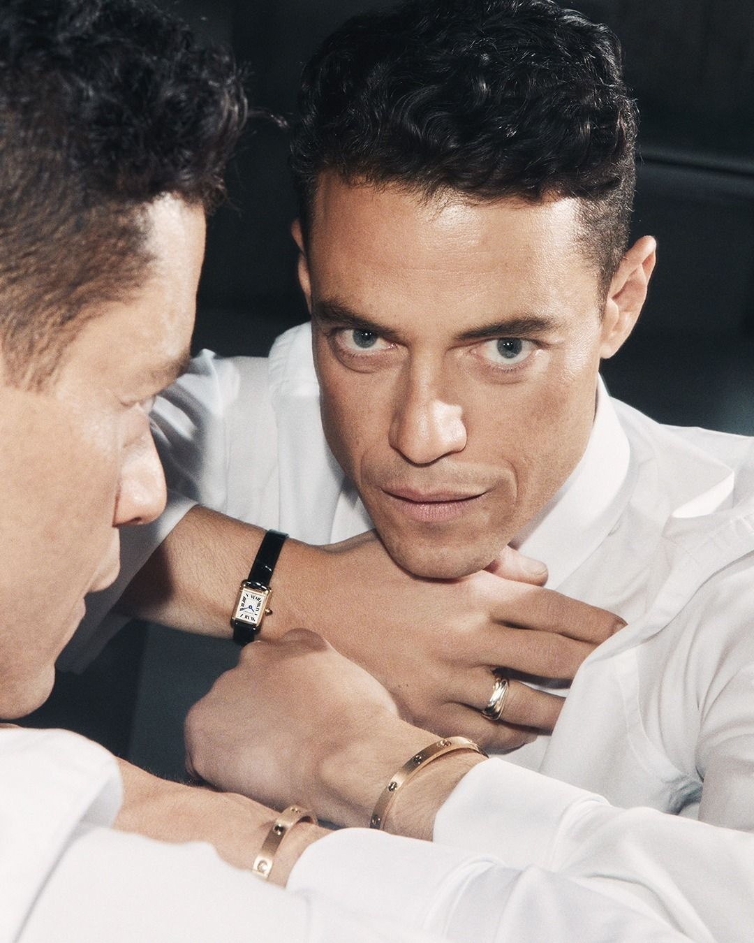 Rami Malek wears the Cartier Tank Louis watch