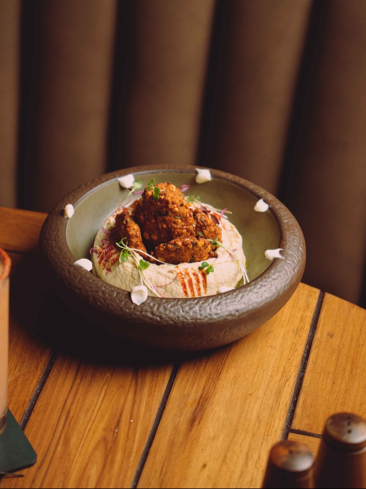 DAL VADA HUMMUS, The Nod Mag