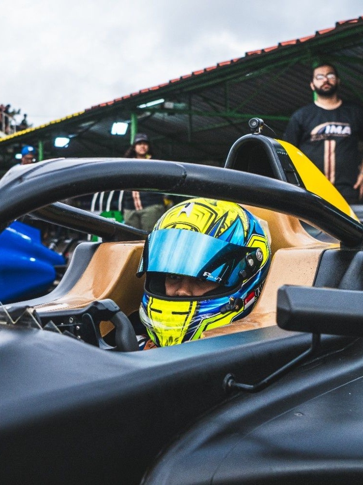 Kareen Kaur Formula 4