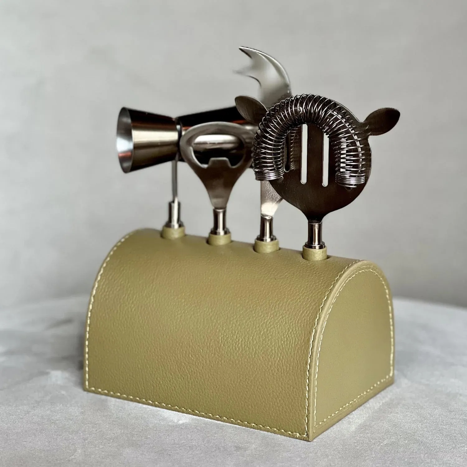 A bar tool set from Faaya Gifting