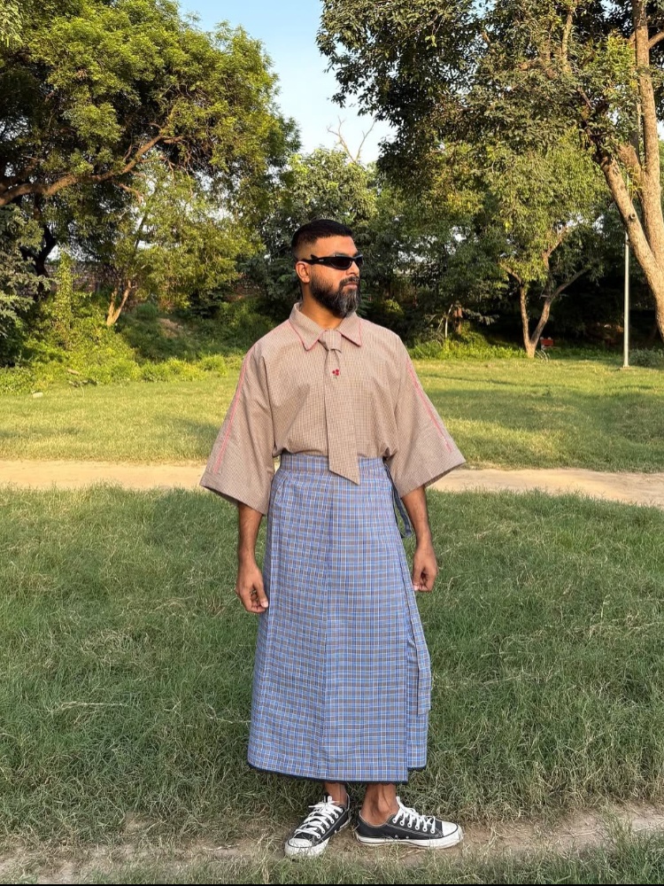 Gul Sohrab's checked lungi