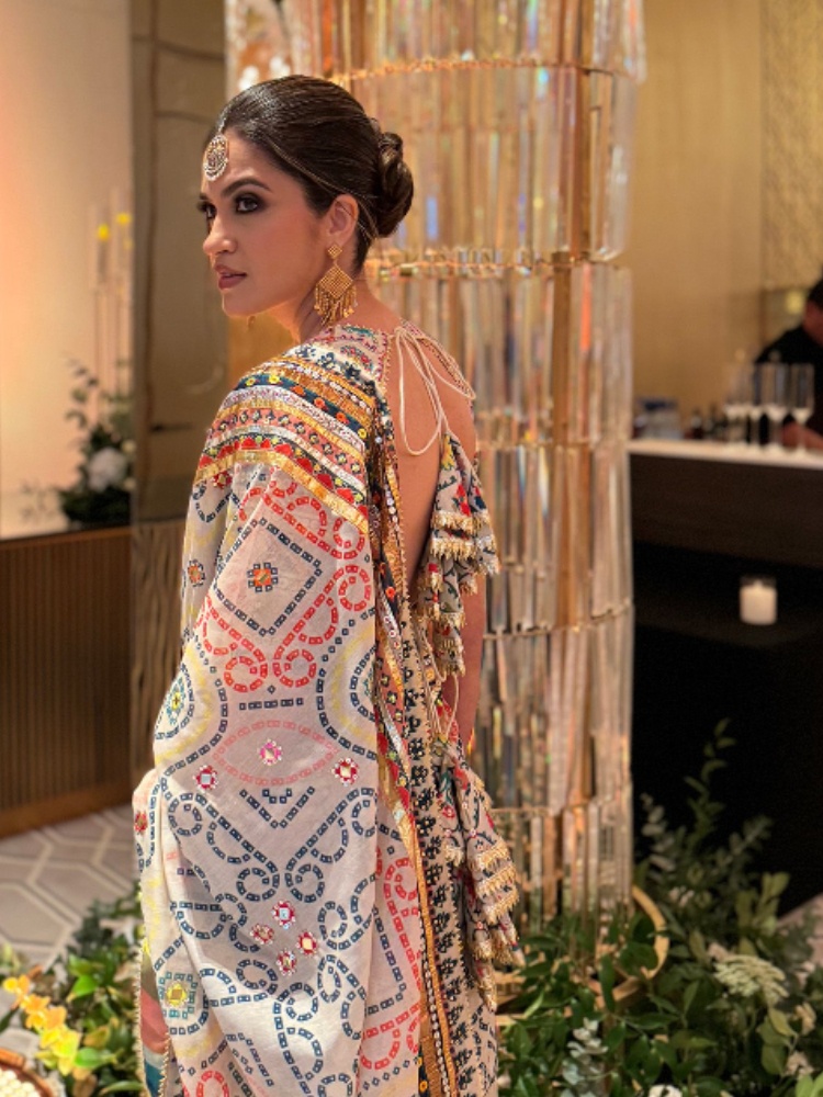 Pooja Advani, Mayyur Girotra