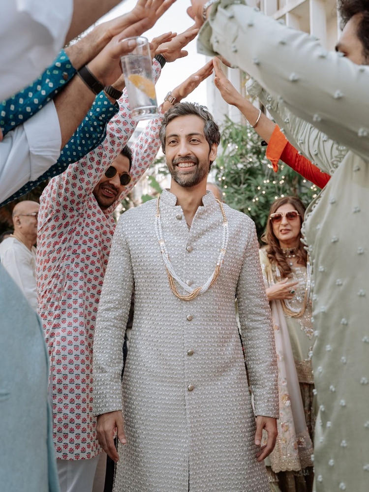 Pranav Mehra and Geetika Chakravarti