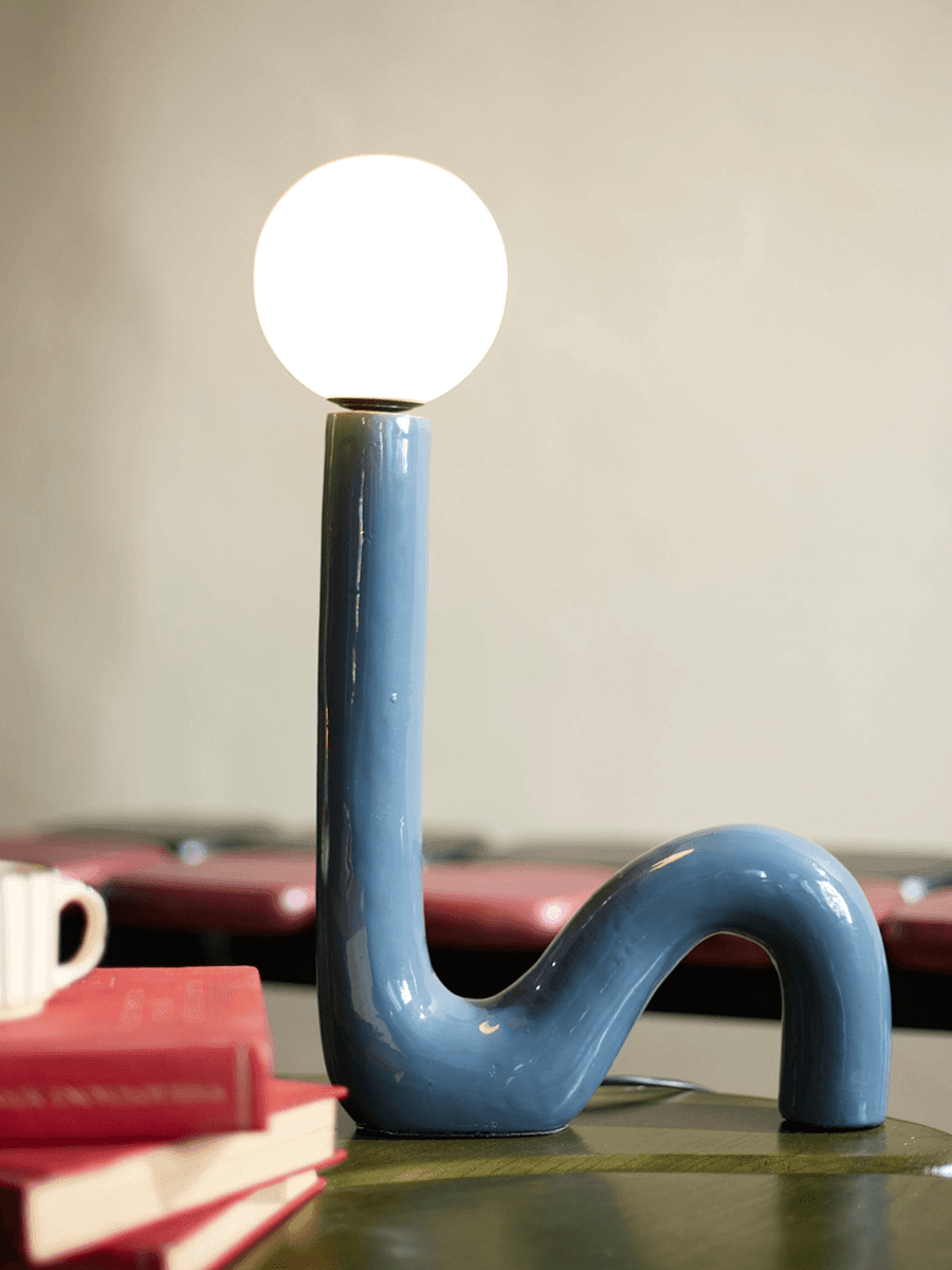 Lmnoh Convoy Table Lamp