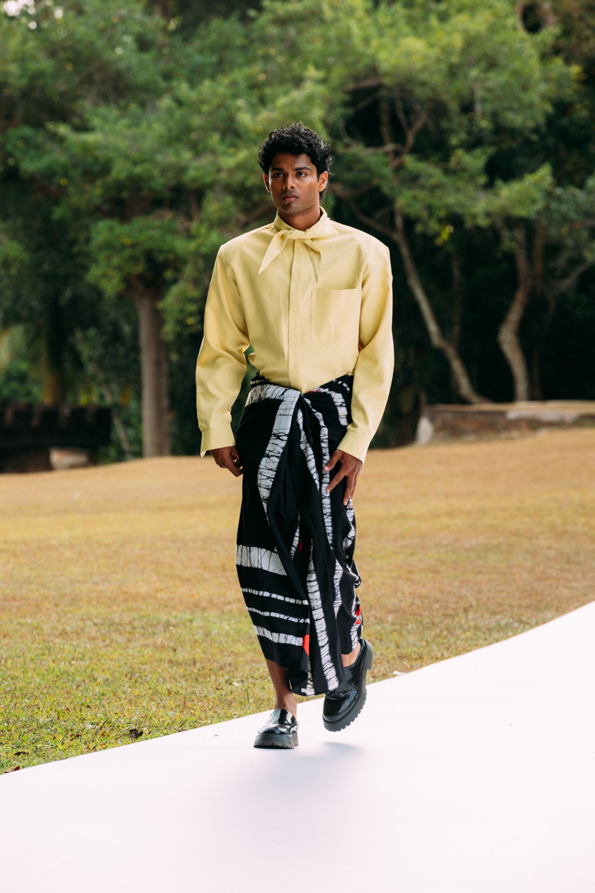 Lovebirds Resort 26-27 collection showcased in Sri Lanka