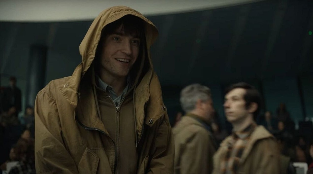 Robert Pattinson featured in a double role in 'Mickey 17'