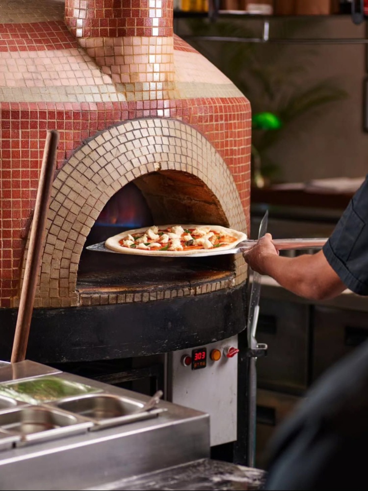 Traditional oven