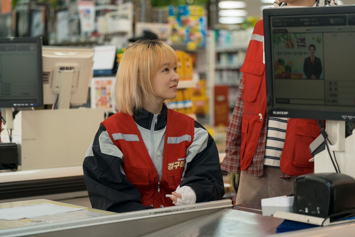 A still from Netflix's Our Unwritten Seoul