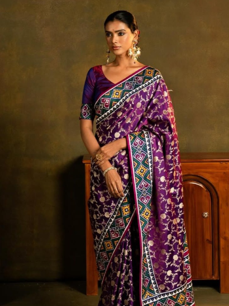 Patola by Nirmal Salvi 