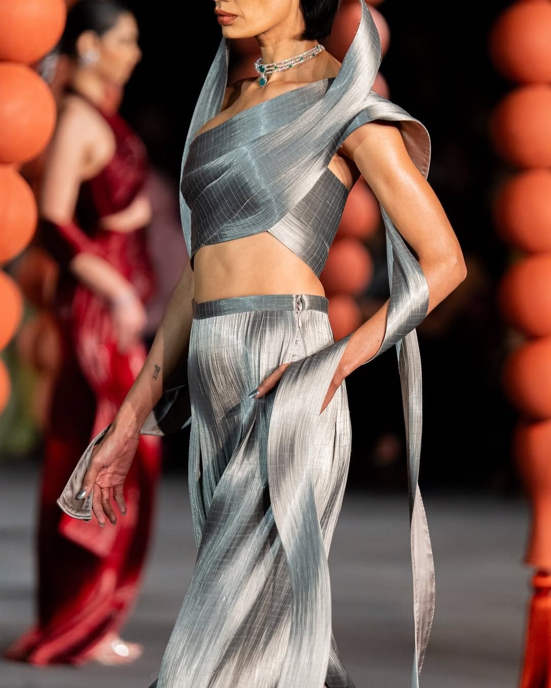 A look from Rimzim Dadu's Oxynn collection showcased at Hyundai India Couture Week 2025