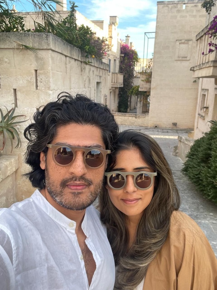 Sajil Shah and Sanjana Shah, Sajjante 