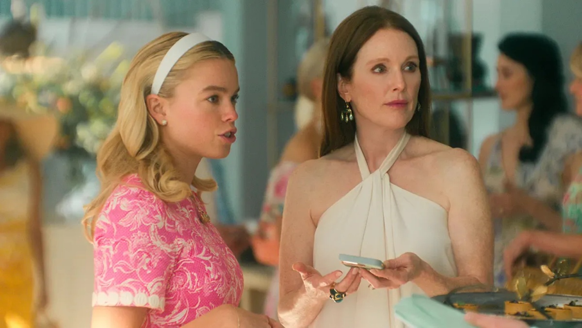 Milly Alcock & Julianne Moore in Netflix's series Siren