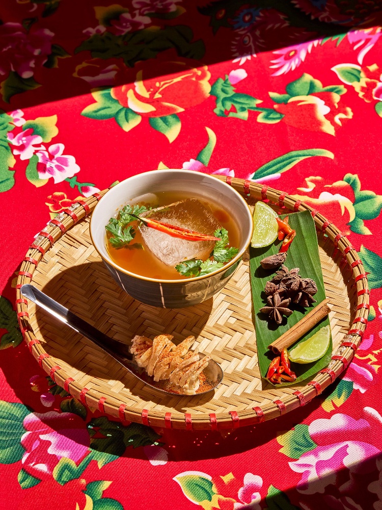 Vietnam-ease food