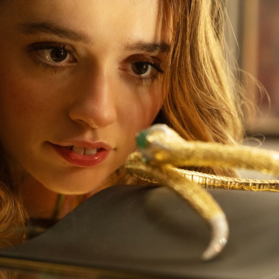 Aimee Lou Wood in The White Lotus Season 3