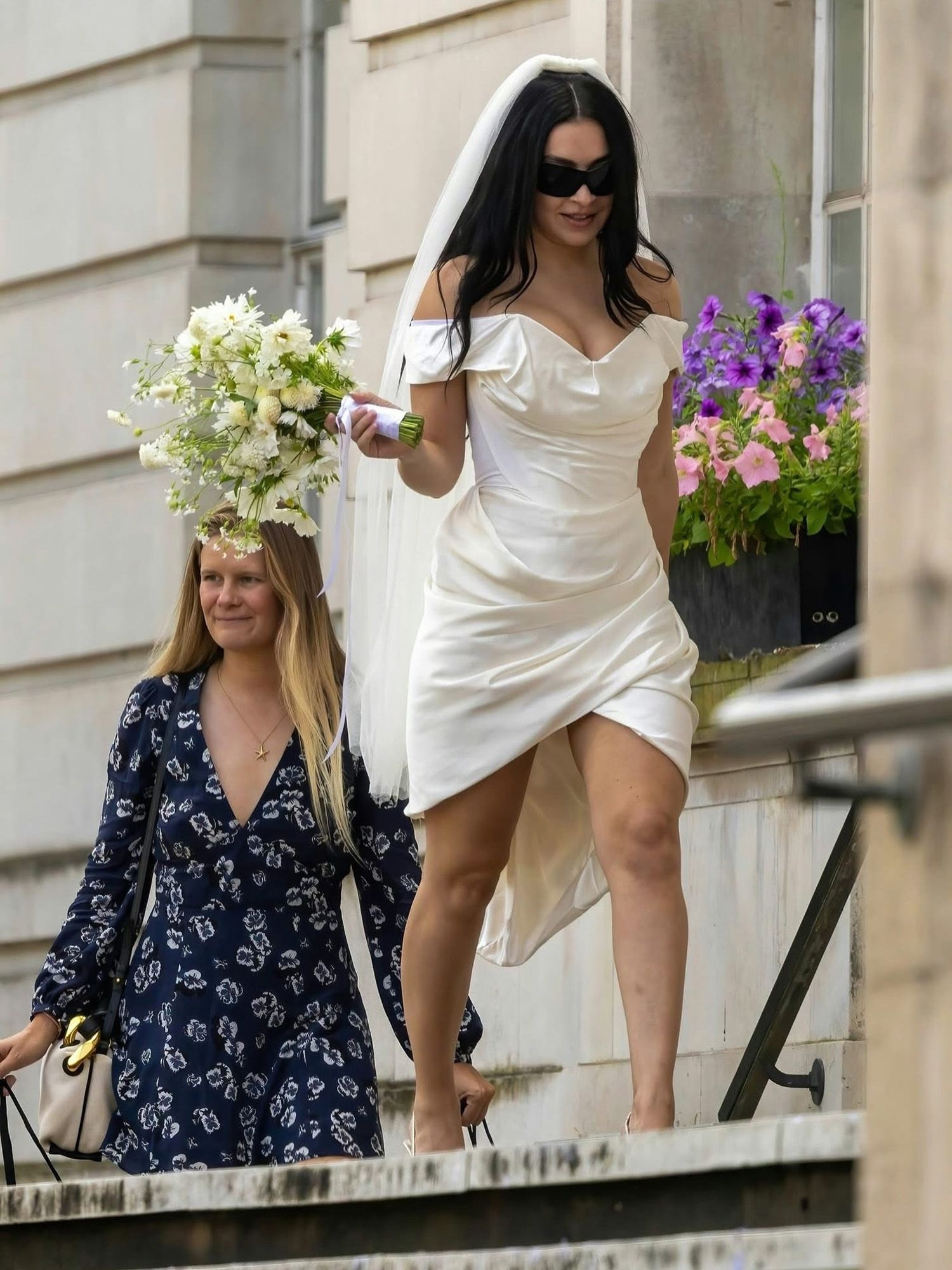 charli_xcx_TheWeddingCollective