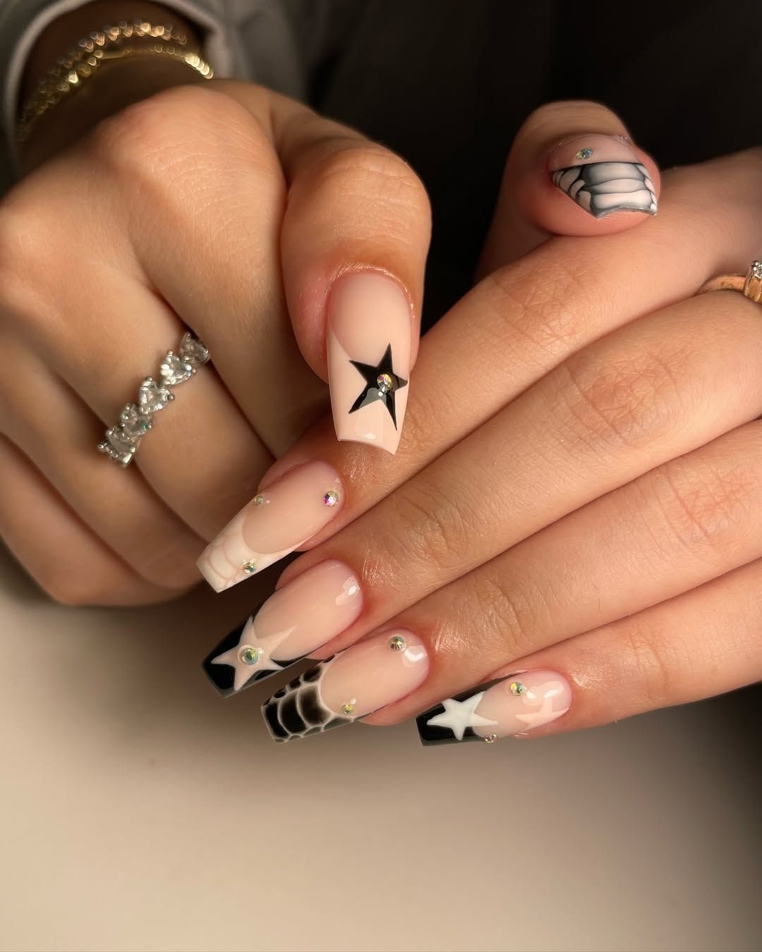 Nail art by Mumbai-based artist Pari Jain of femme__nails 