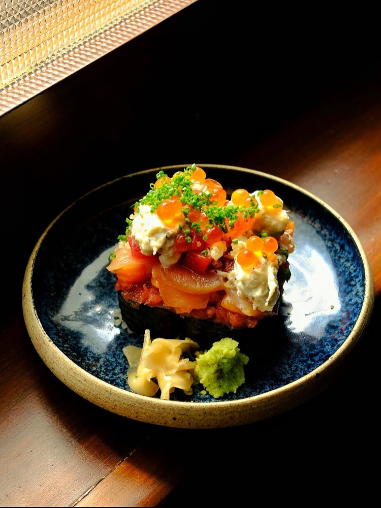 Tuna open roll