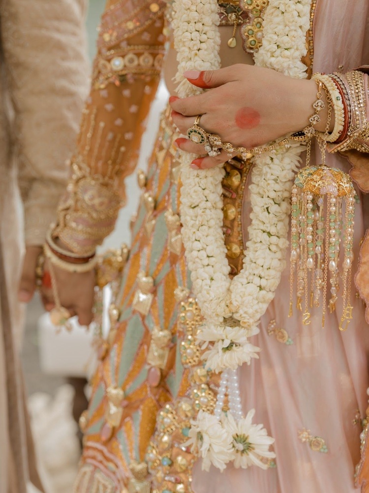 Papa Don't Preach kaleeras by Shubhika Sharma at her wedding