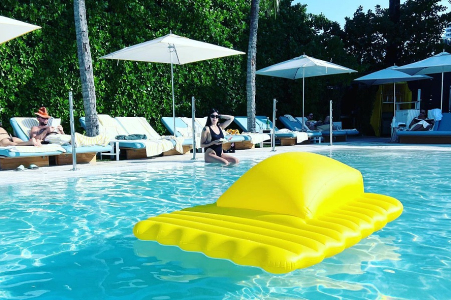 pool float