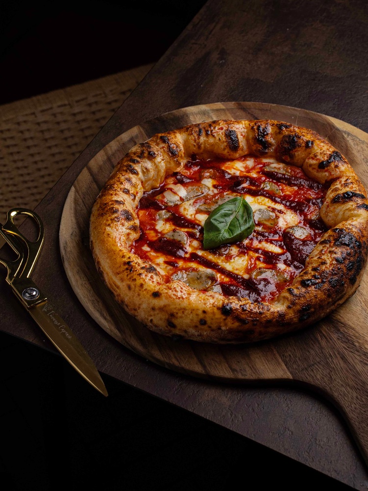 Neapolitan pizza