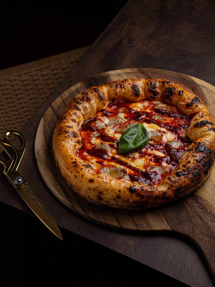Neapolitan pizza