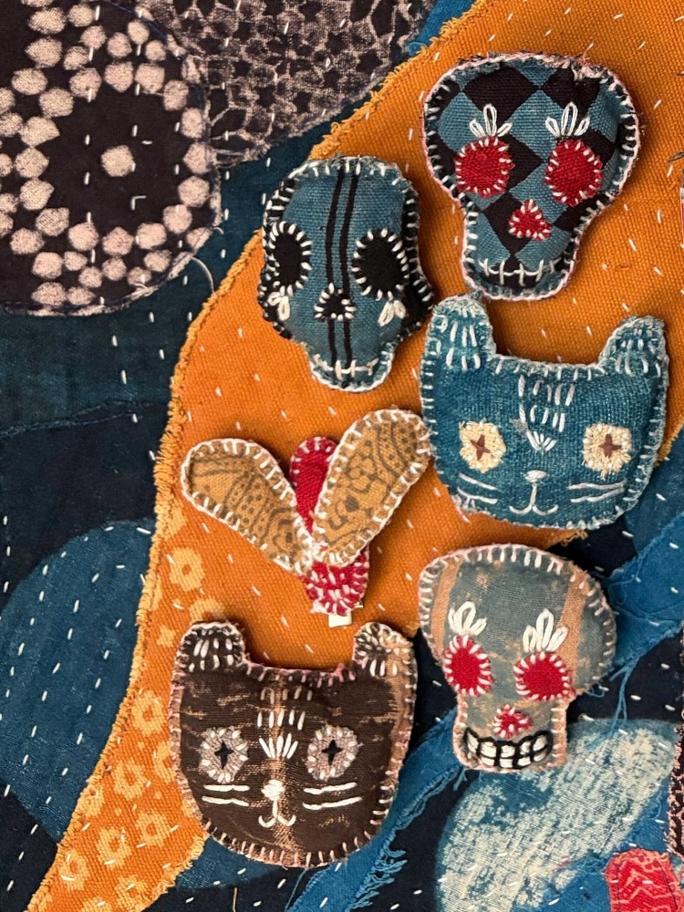 23N 69E cat and skull fabric brooches