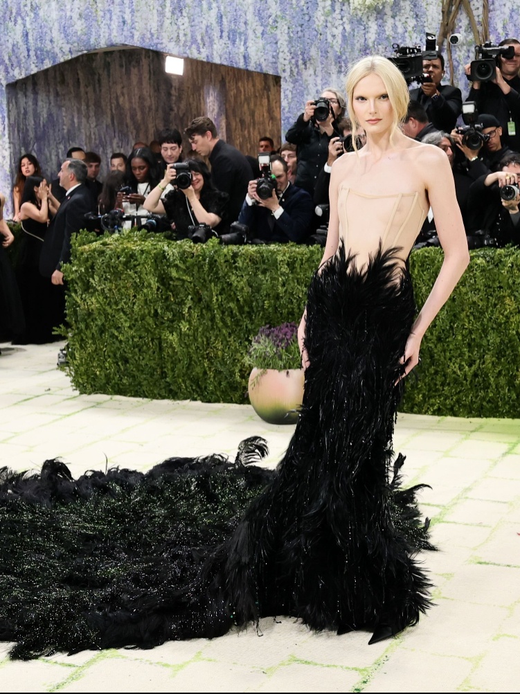 Alex Consani in Gucci at the 2026 Met Gala