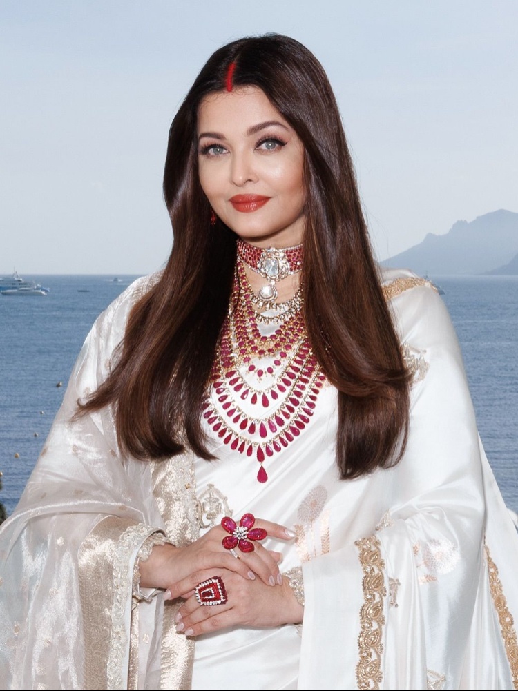 AishwaryaRaiBachchan_TWC