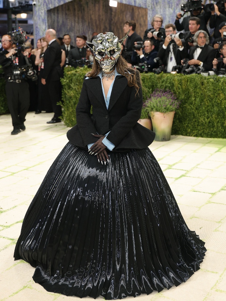 Ananya Birla Robert Wun Met Gala_the Nod