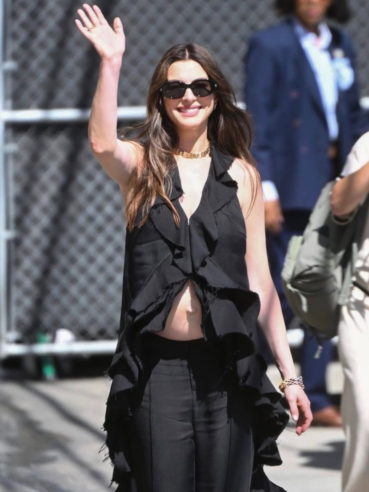Anne Hathaway in Lein Studio at ‘Jimmy Kimmel Live!’