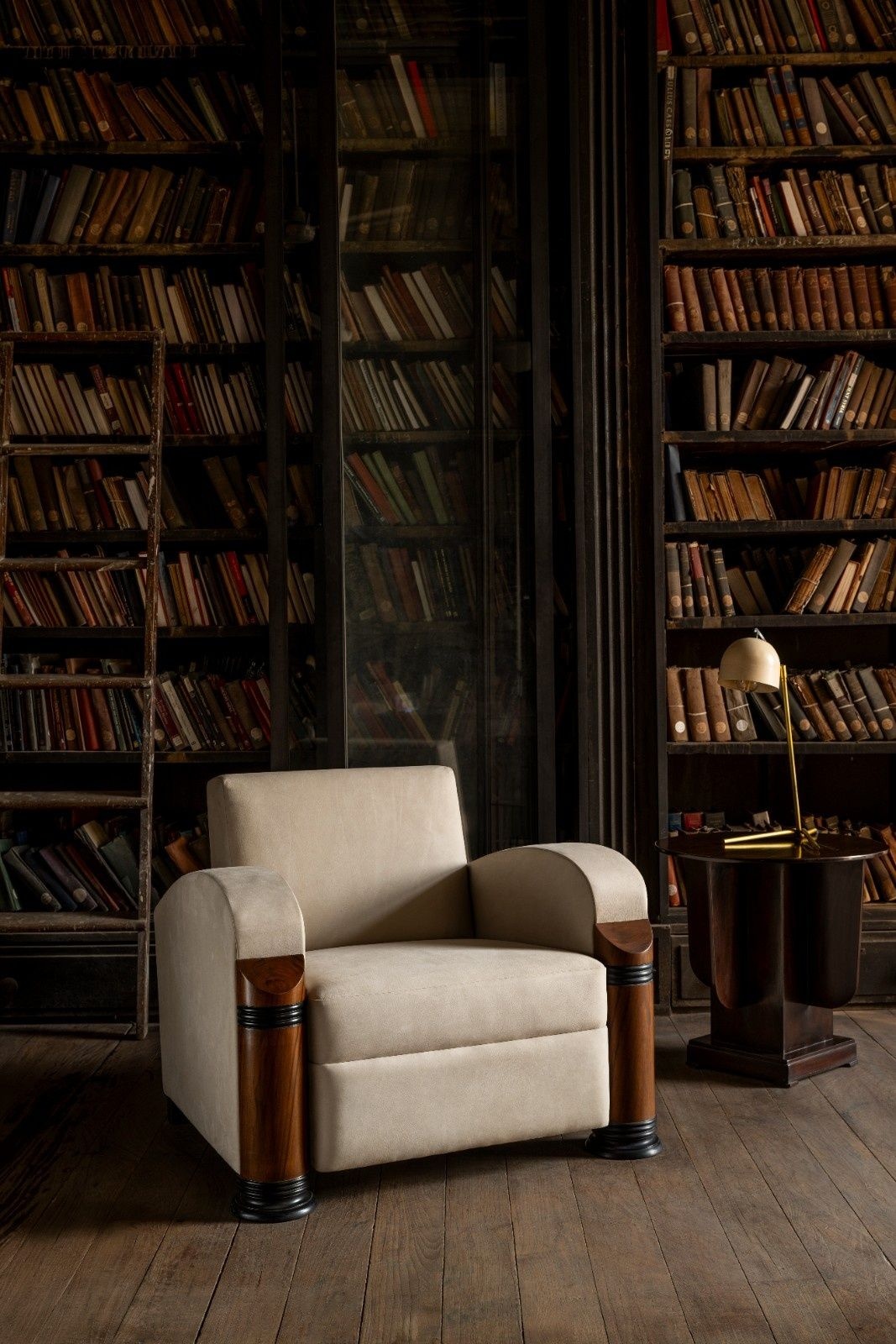 A History of India Through Chairs Mahendra Doshi Mumbai