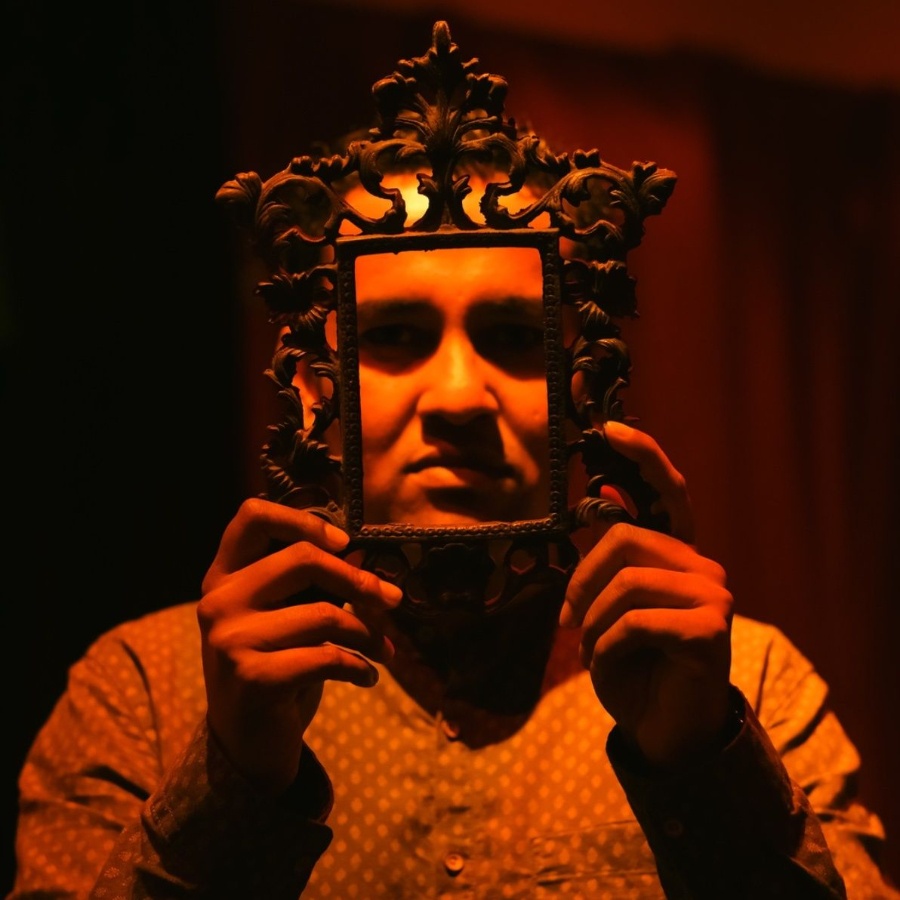 Blood Moon Over play