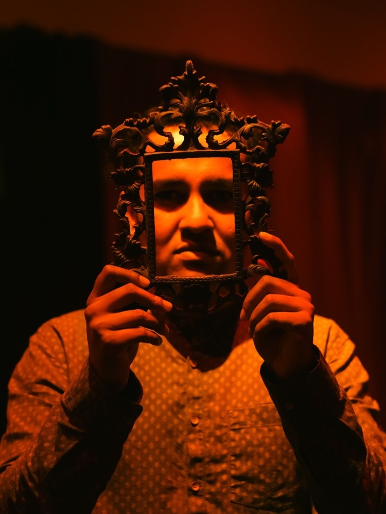 Blood Moon Over play