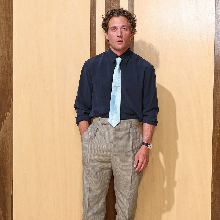 Jeremy Allen White in Louis Vuitton spring summer 27'