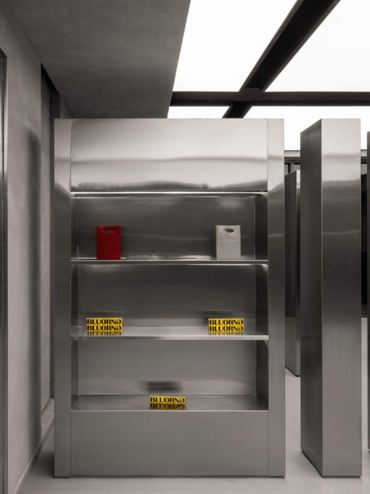 Stainless-steel racks for products