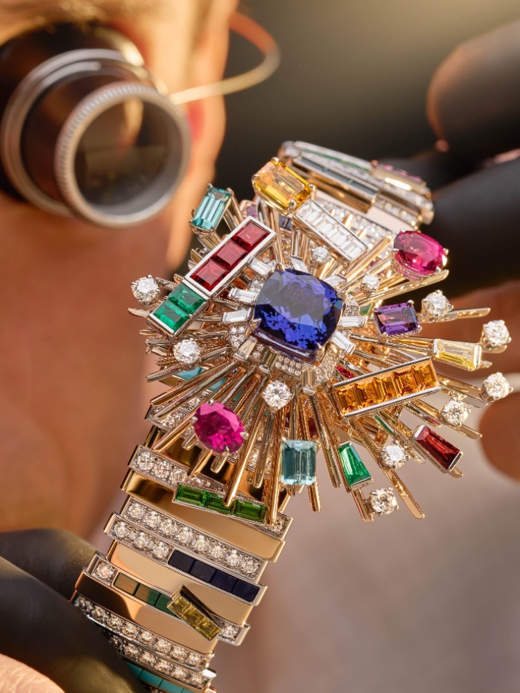 The Bvlgari Gioco di Forme e Colori secret watch