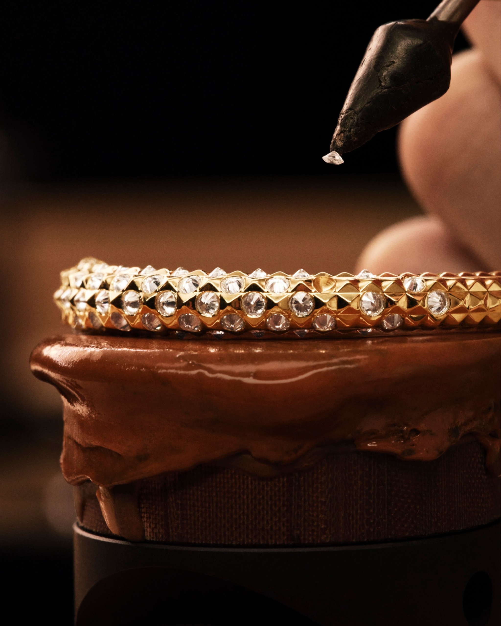 The new Cartier Baignoire with spiky diamonds