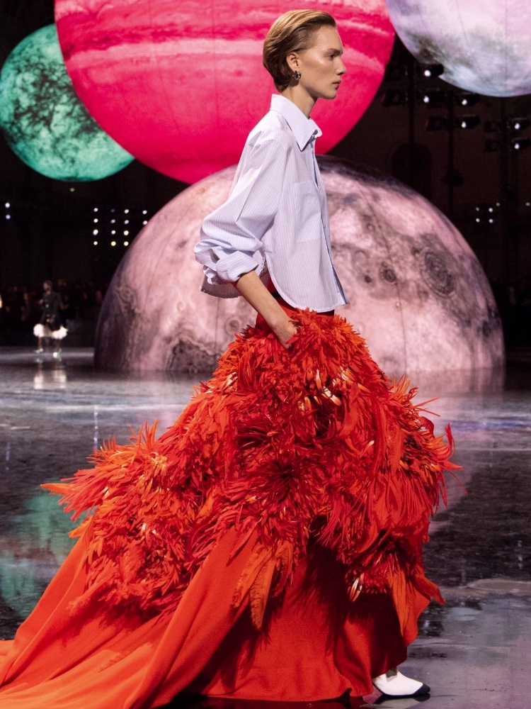 A statement skirt on the Chanel Spring/Summer 2026 runway