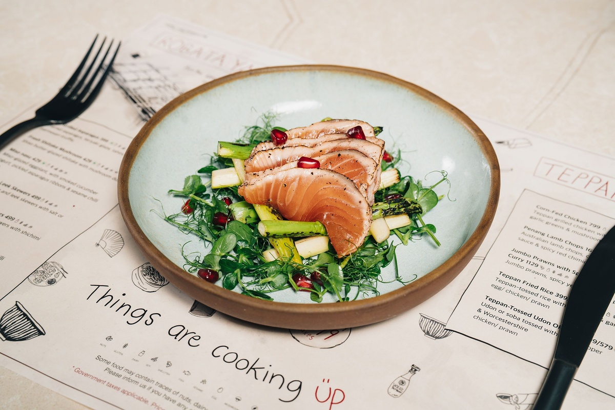 Salmon tataki