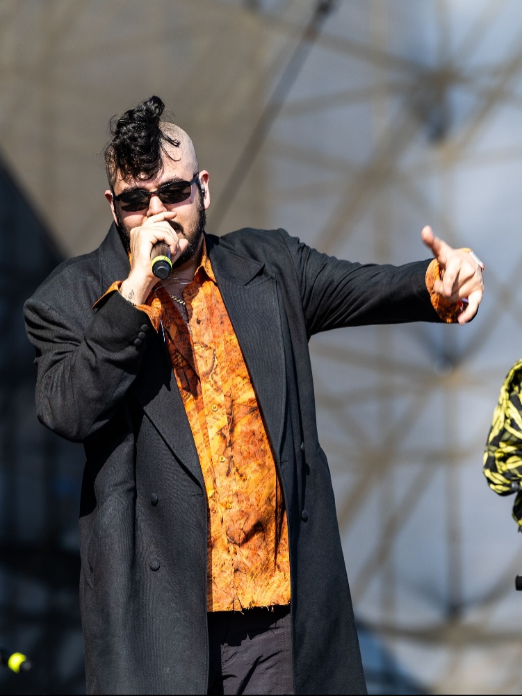 image?url=https%3A%2F%2Fassets.thenodmag.com%2Fwebsite-assets%2FDhanji_performing_at_Lollapalooza_India_2025_produced_and_promoted_by_Book_My_Show_Live_1_f2e0390f82-vnpninxnmotsade-3x4.jpeg&w=1080&q=95