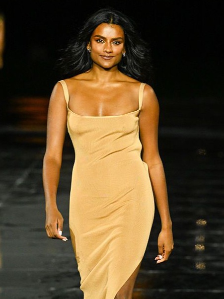 Simone Ashley walking for the Le Défilé L’Oréal Paris 2026