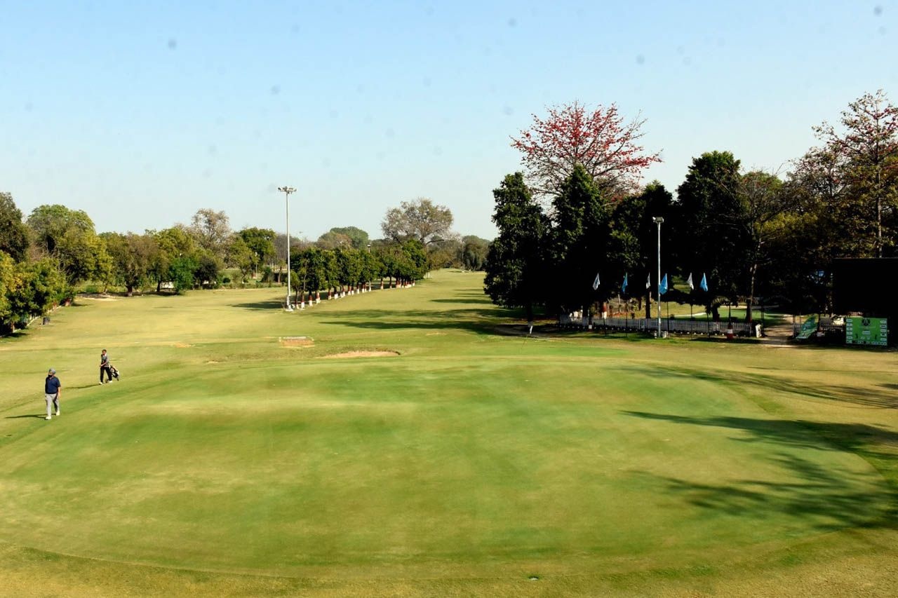 Lucknow Golf Club