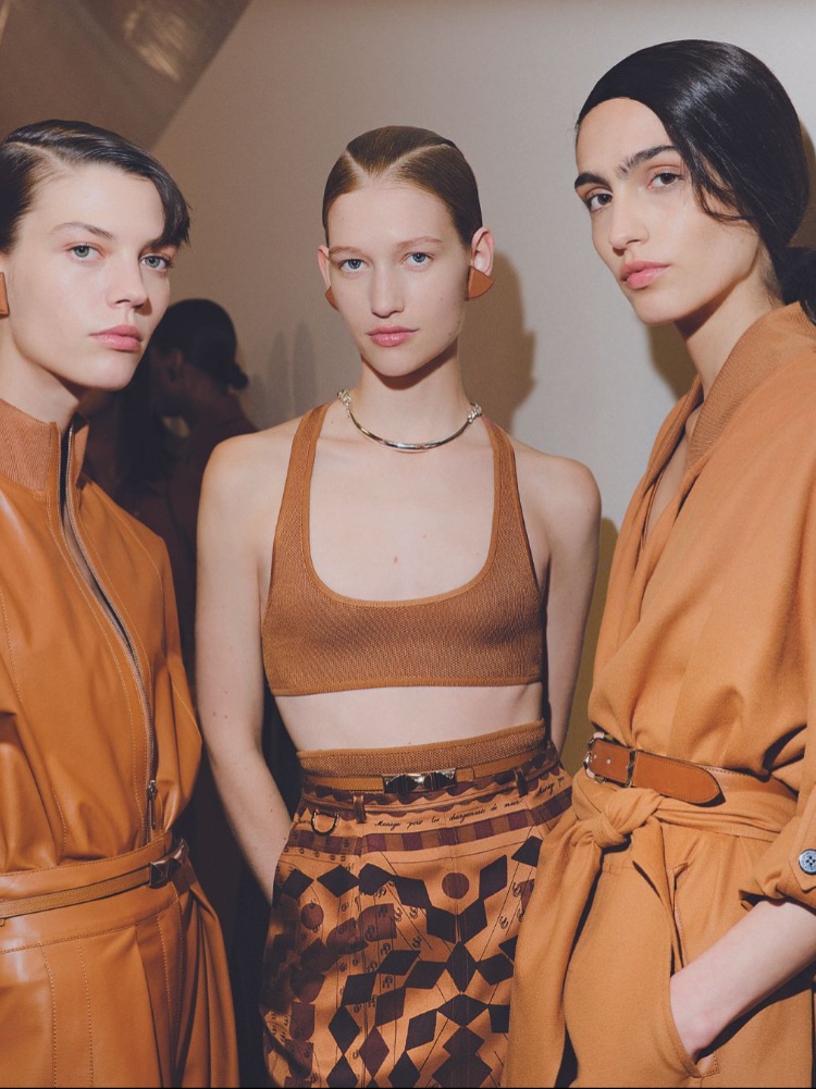 At Hermès spring/summer 2025 show the clothes feel like second skin - The  Nod Mag