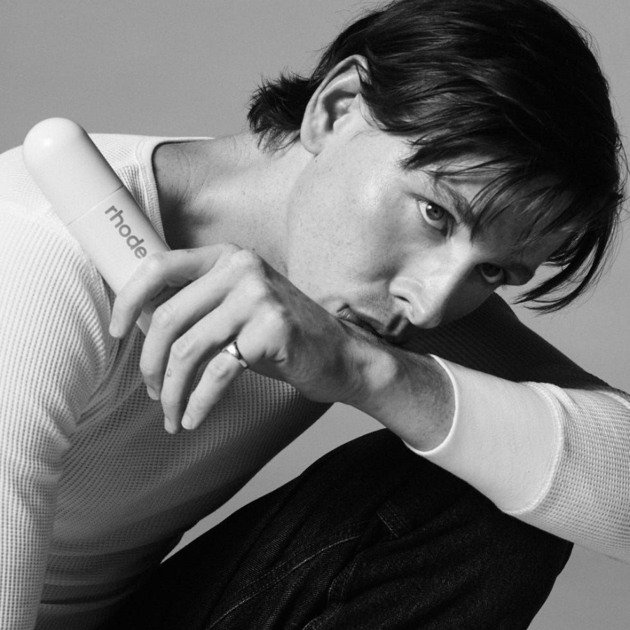 Harris Dickinson in Rhode's new glazing mist campaign