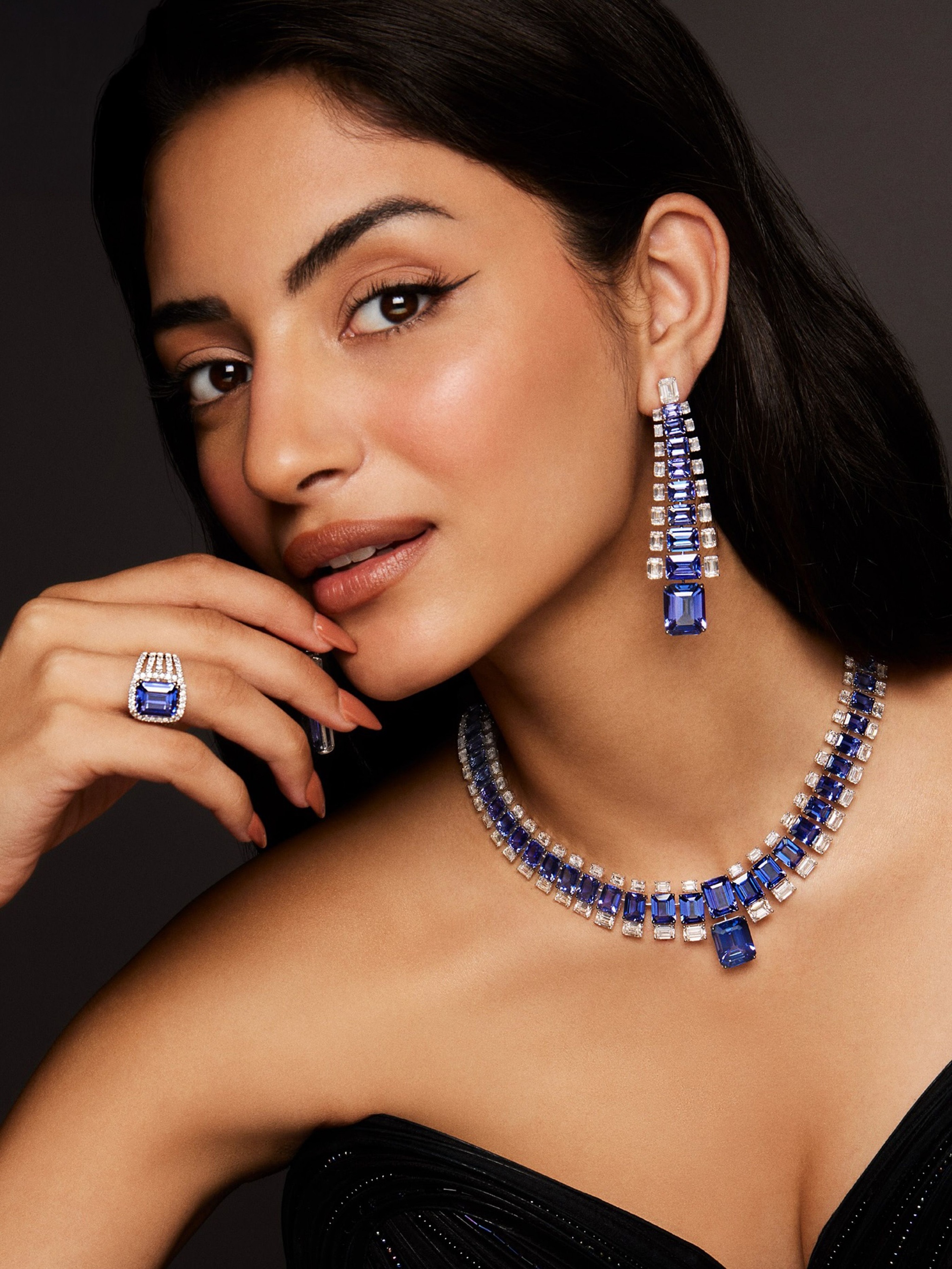 Hazoorilal Legacy's Legacy collection necklace set