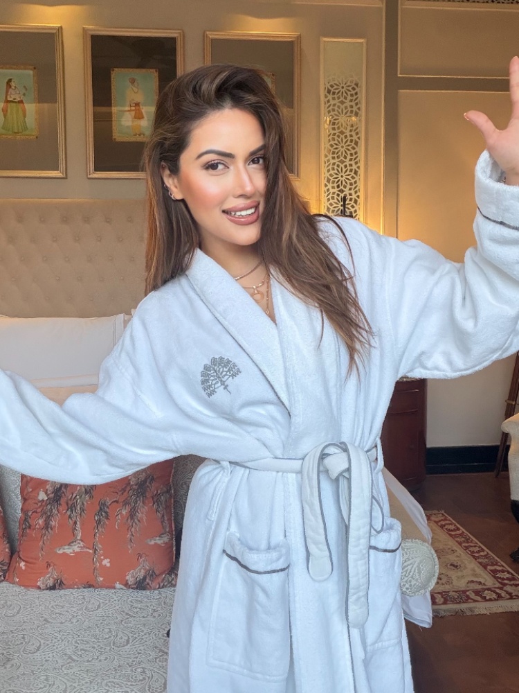 Content creator and influencer Himani shah shares her wind down and skincare routine with The Nod