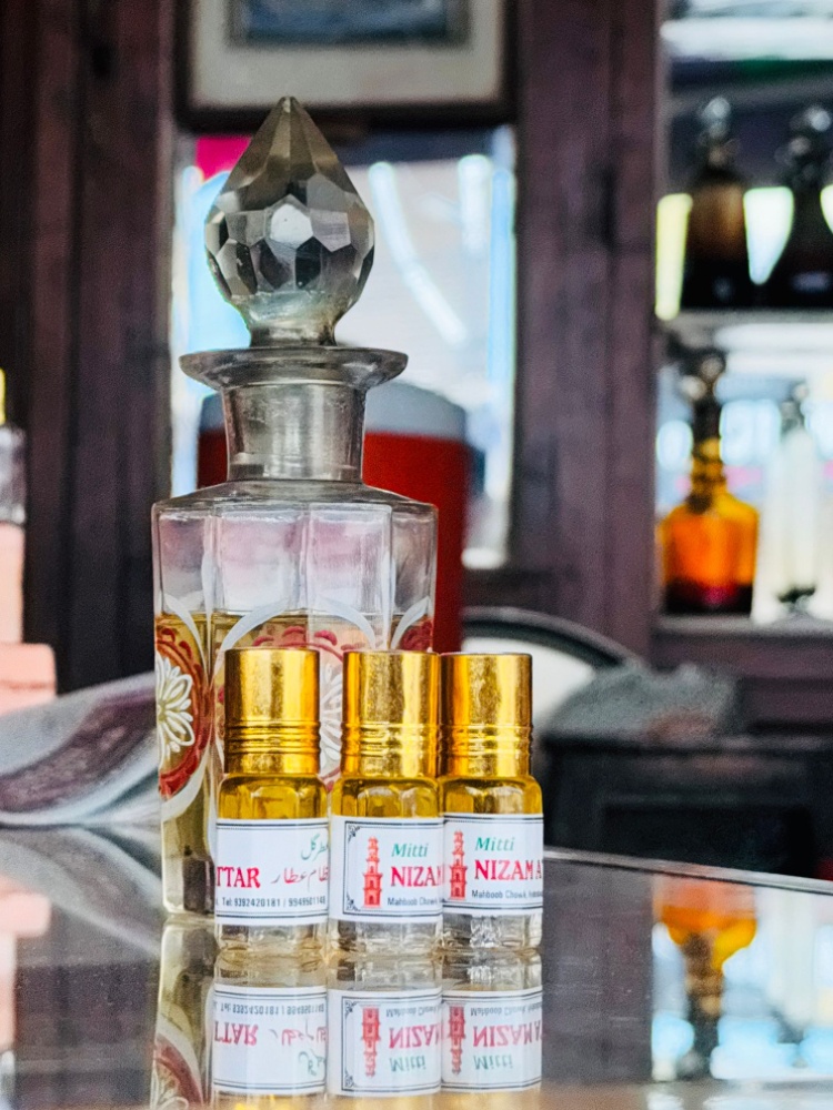 One tola bottles brimming with the fragrance of mitti ka attar
